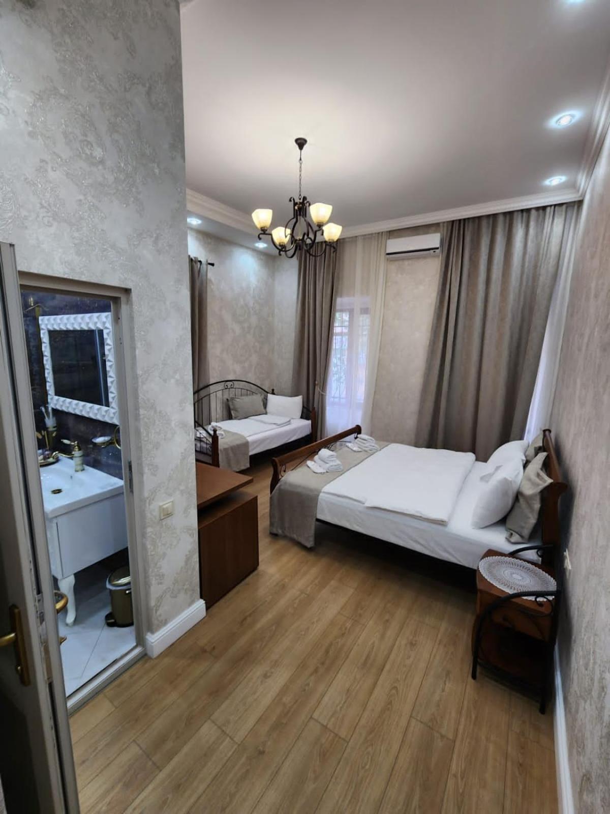 Marita Hotel Tbilisi Exteriör bild